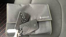 Renault Captur 0.9 TCE 90 Play 5dr Petrol Hatchback